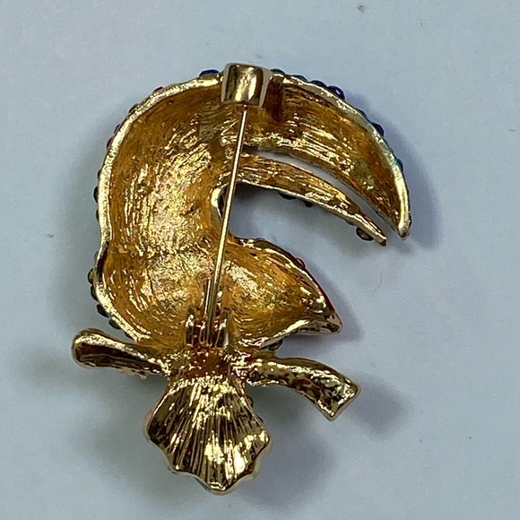 Multi Colored Toucan Bird Brooch with Rhinestones - Picture 4 of 9